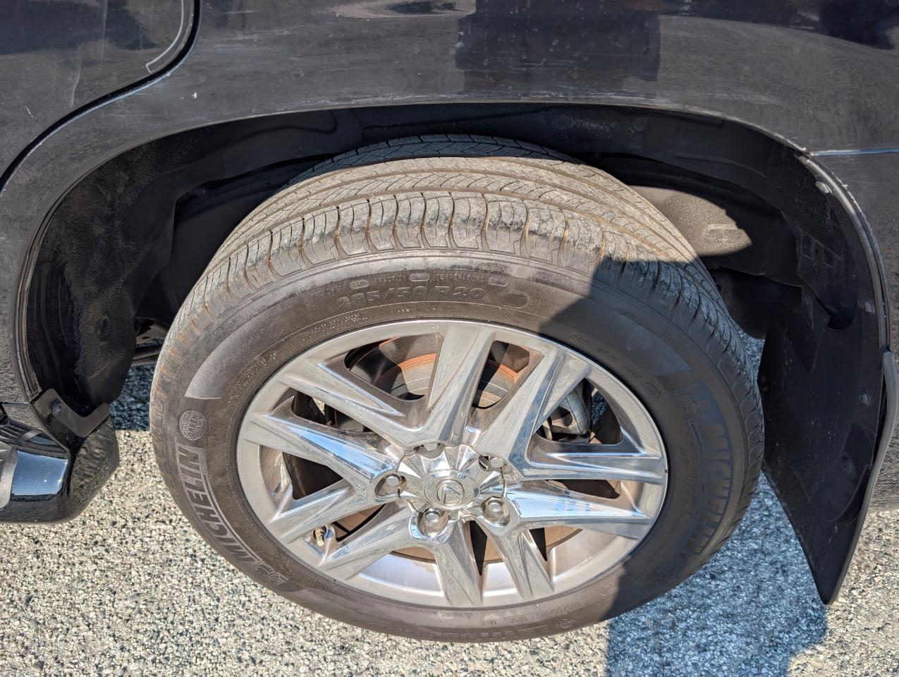 Lexus LX 570  2013
