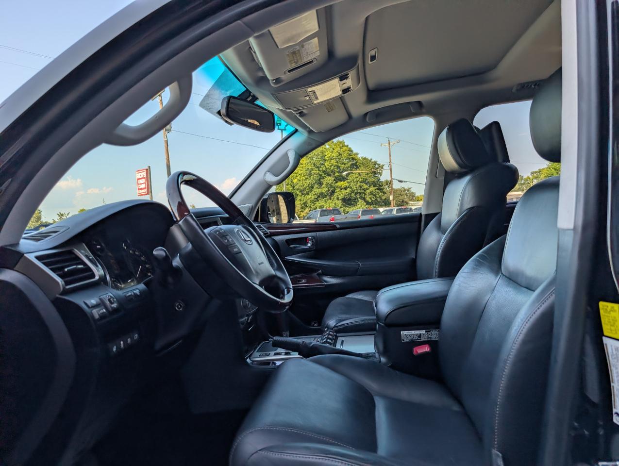 Lexus LX 570  2013