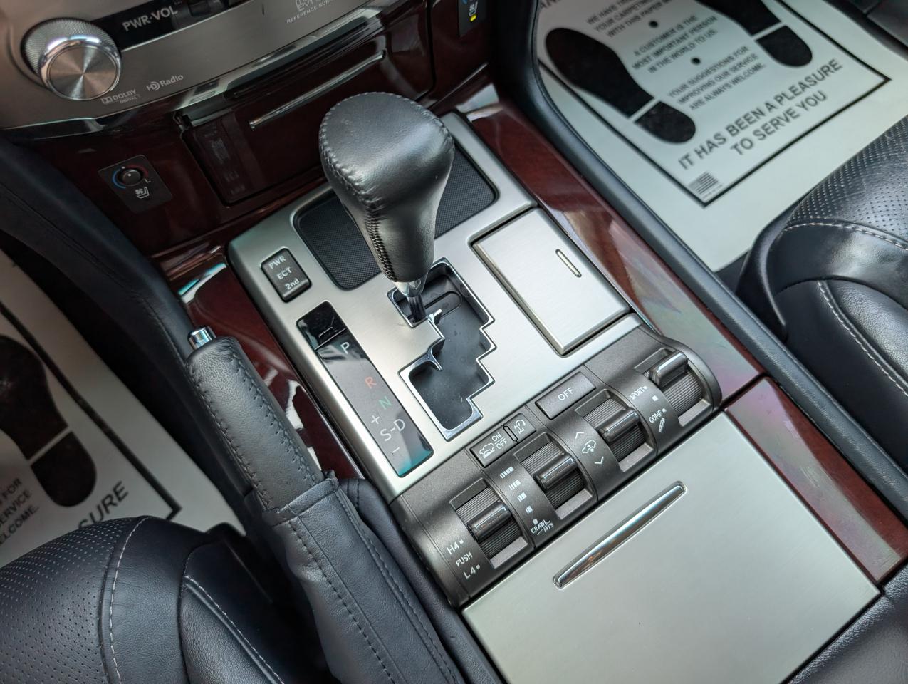 Lexus LX 570  2013