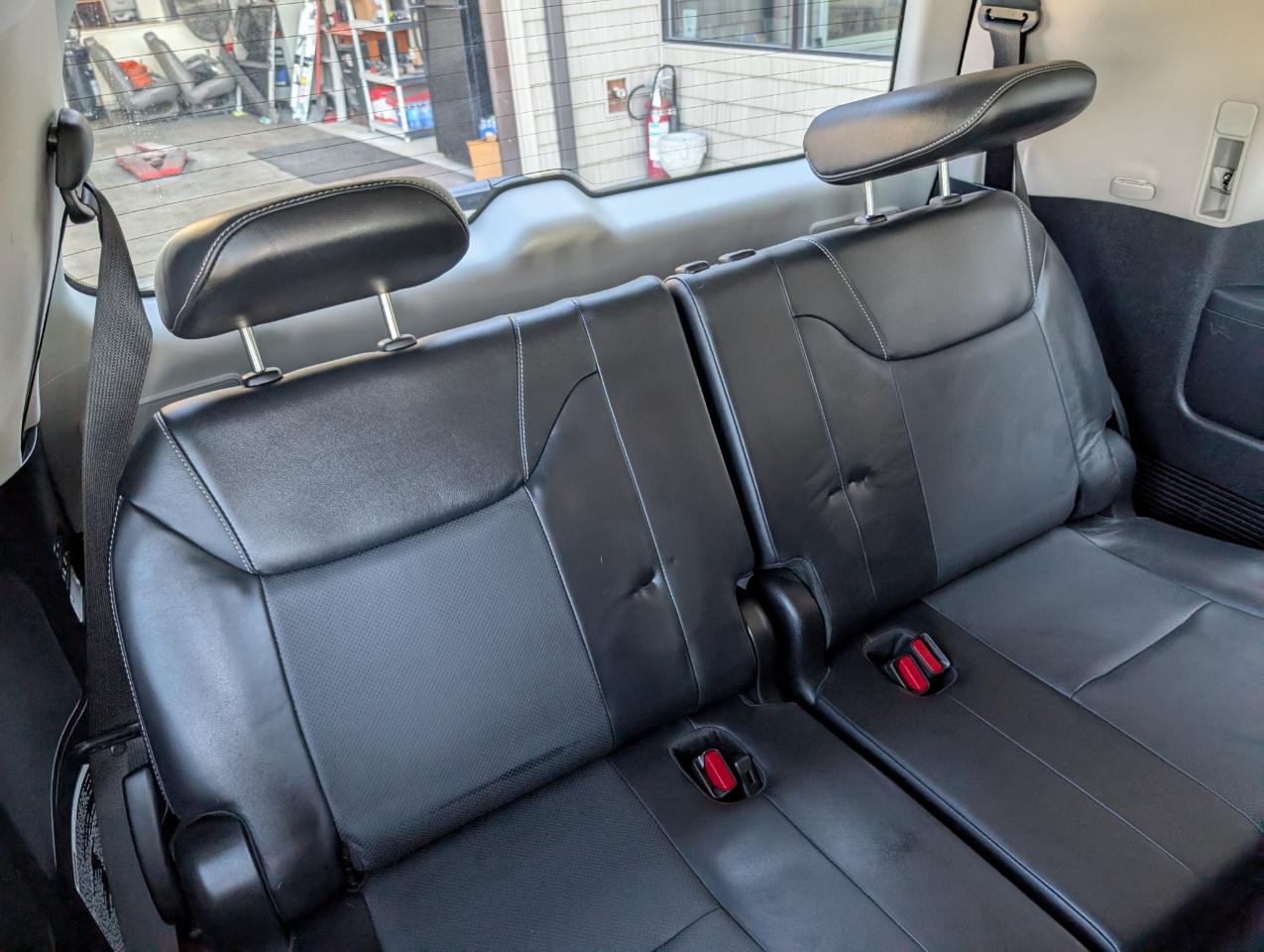 Lexus LX 570  2013
