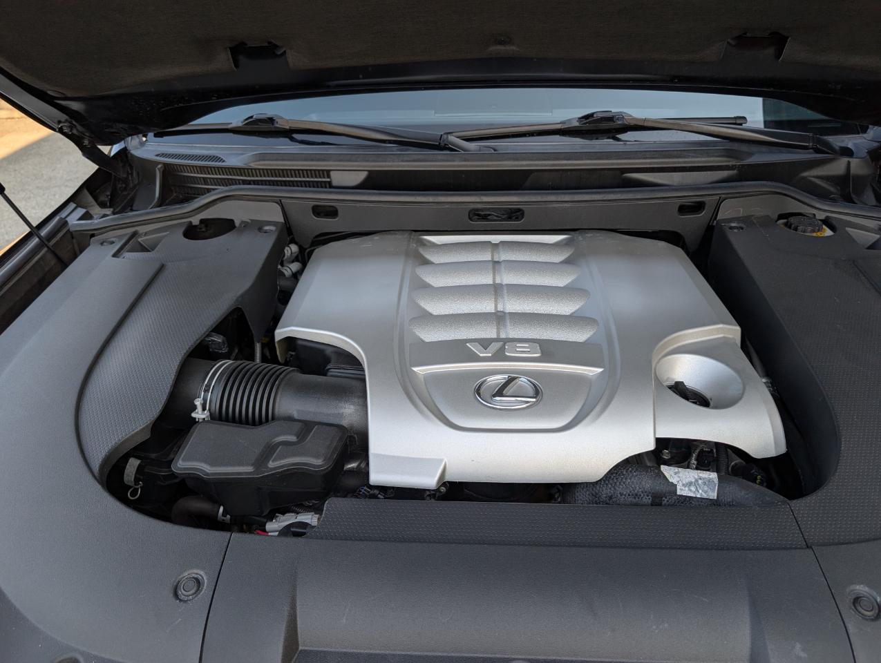 Lexus LX 570  2013