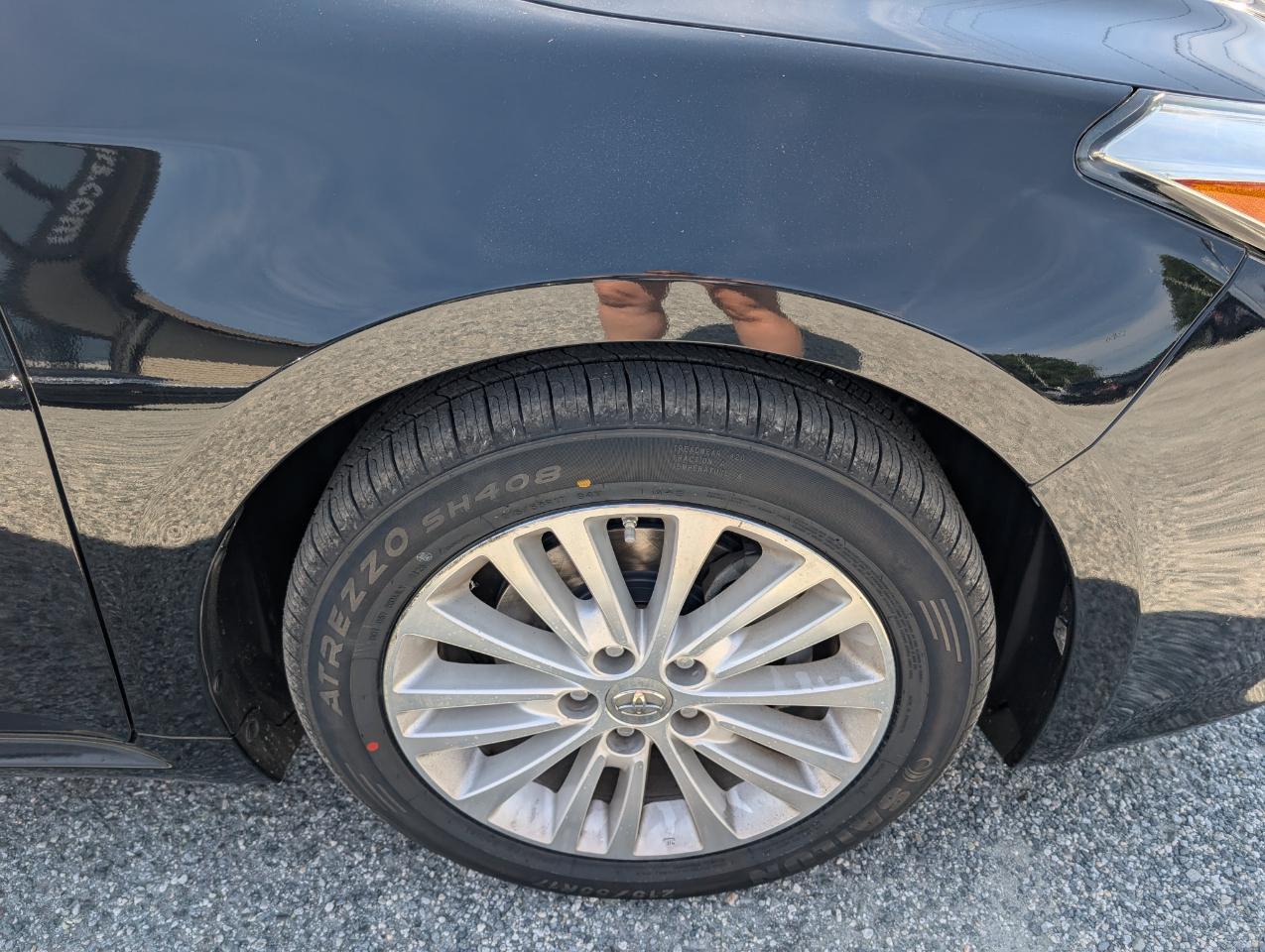 Toyota Avalon Hybrid XLE Touring 2014