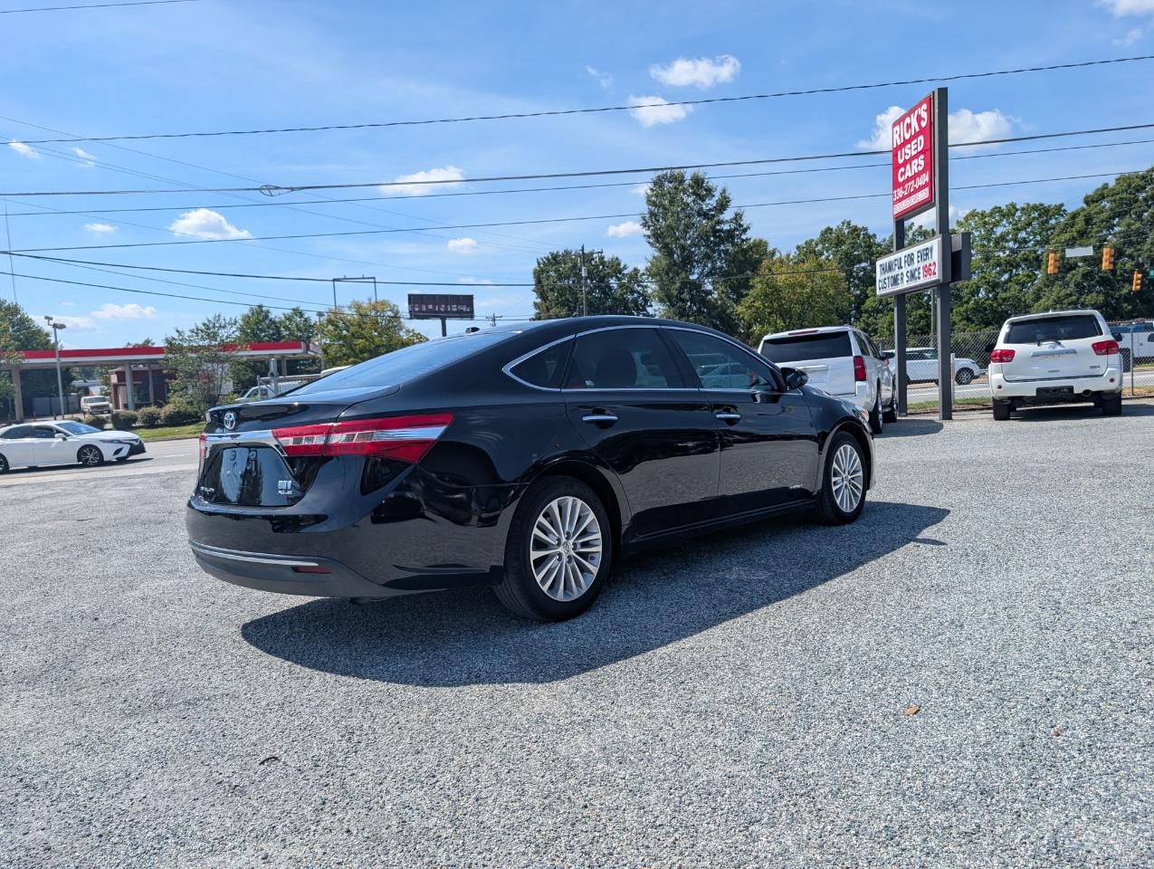 Toyota Avalon Hybrid XLE Touring 2014