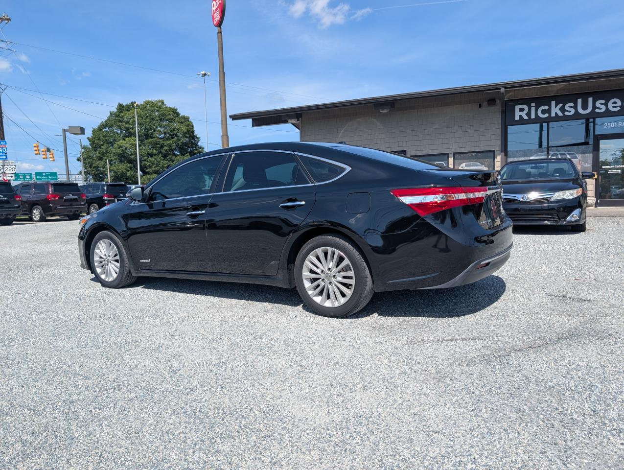 Toyota Avalon Hybrid XLE Touring 2014