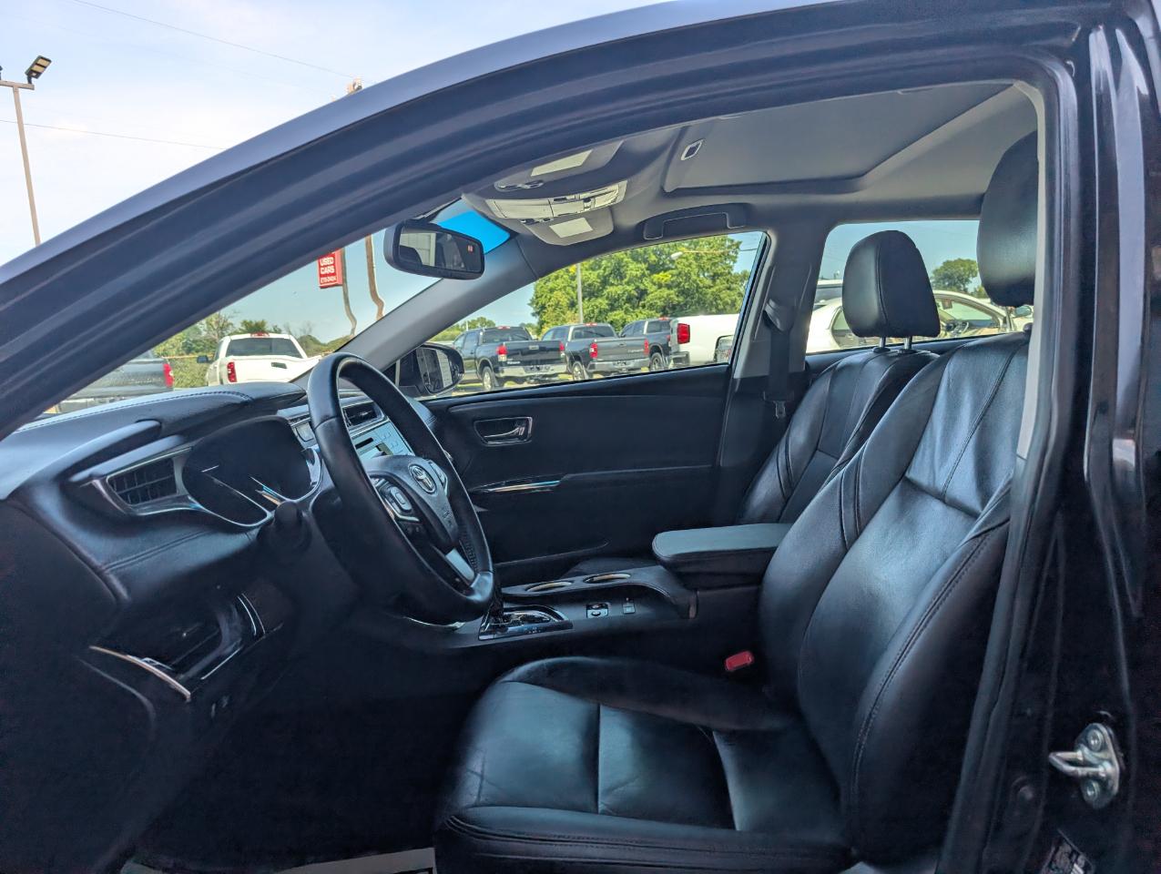 Toyota Avalon Hybrid XLE Touring 2014
