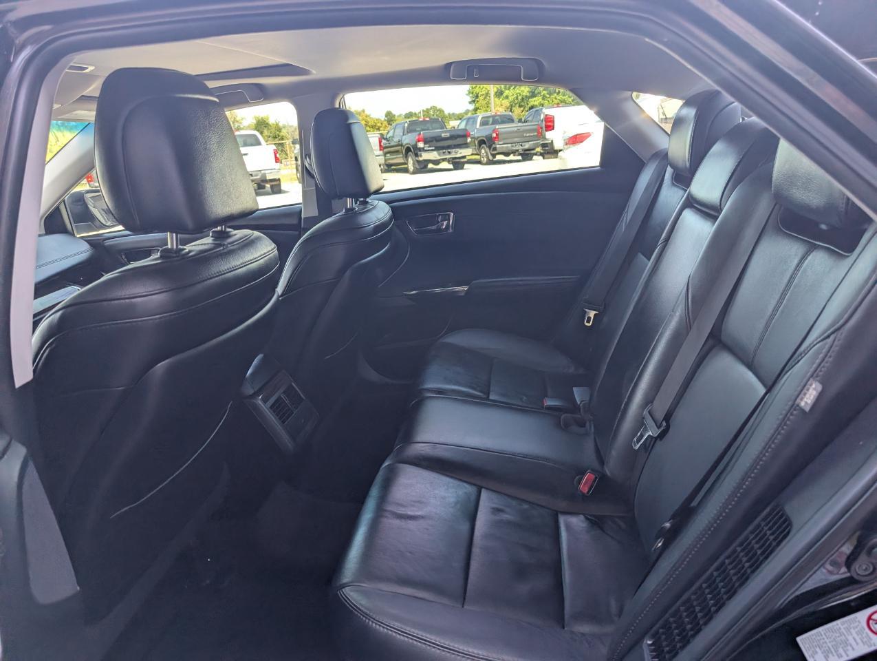 Toyota Avalon Hybrid XLE Touring 2014