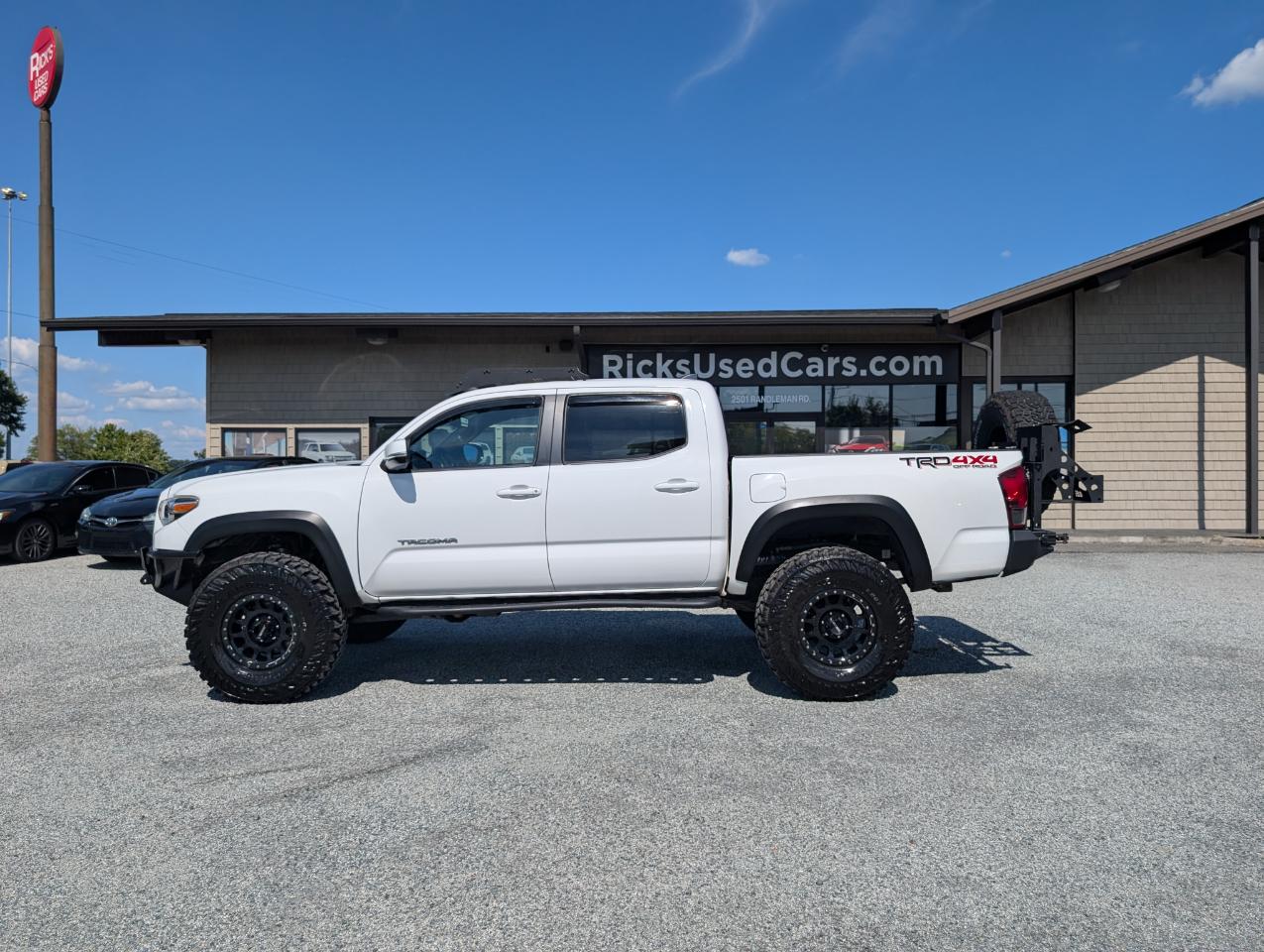 Toyota Tacoma  2018