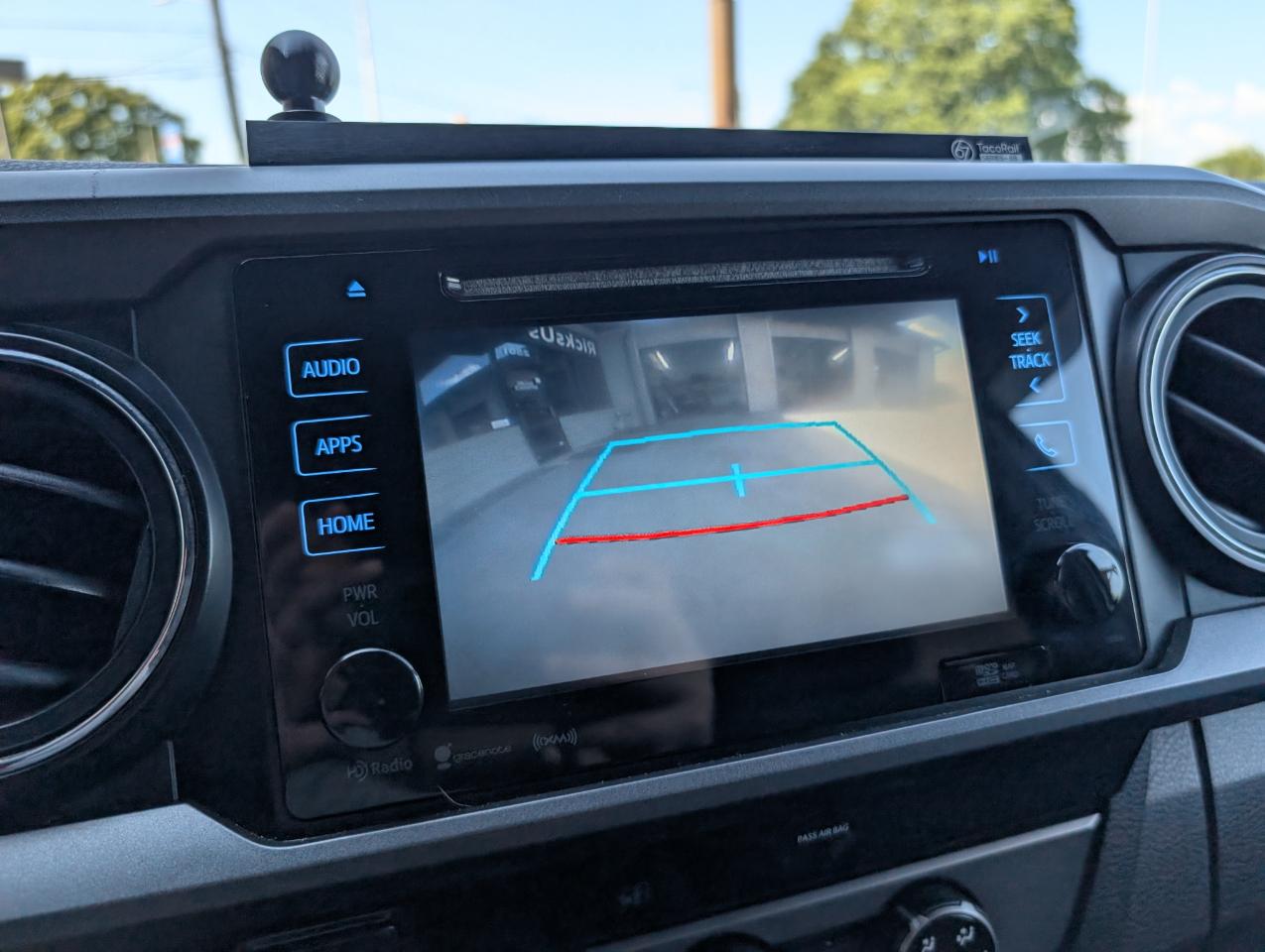 Toyota Tacoma  2018