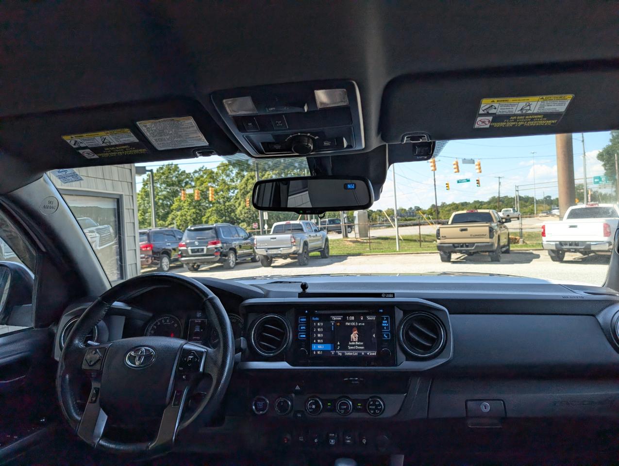 Toyota Tacoma  2018