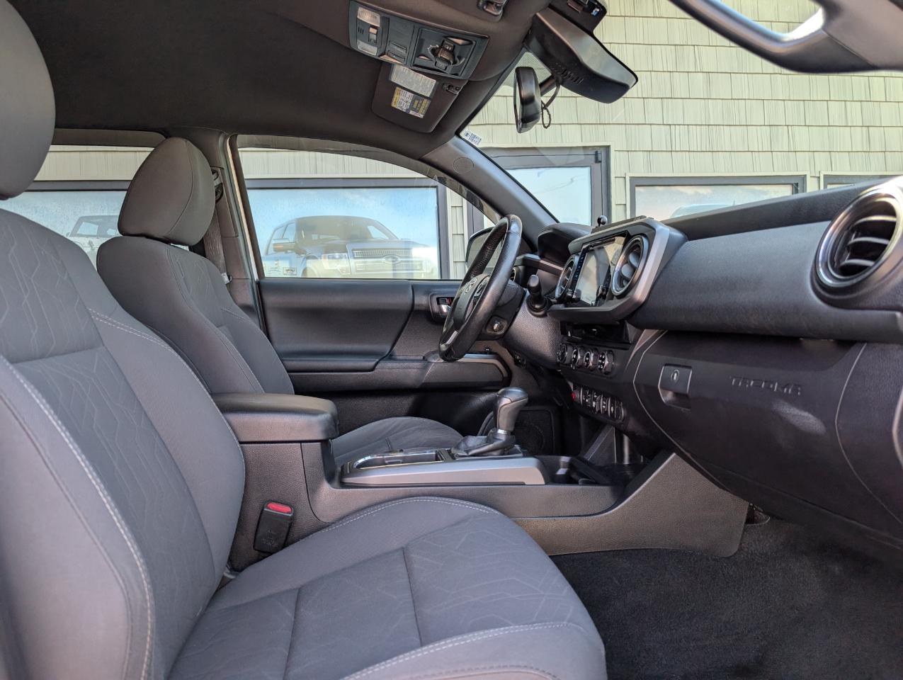 Toyota Tacoma  2018
