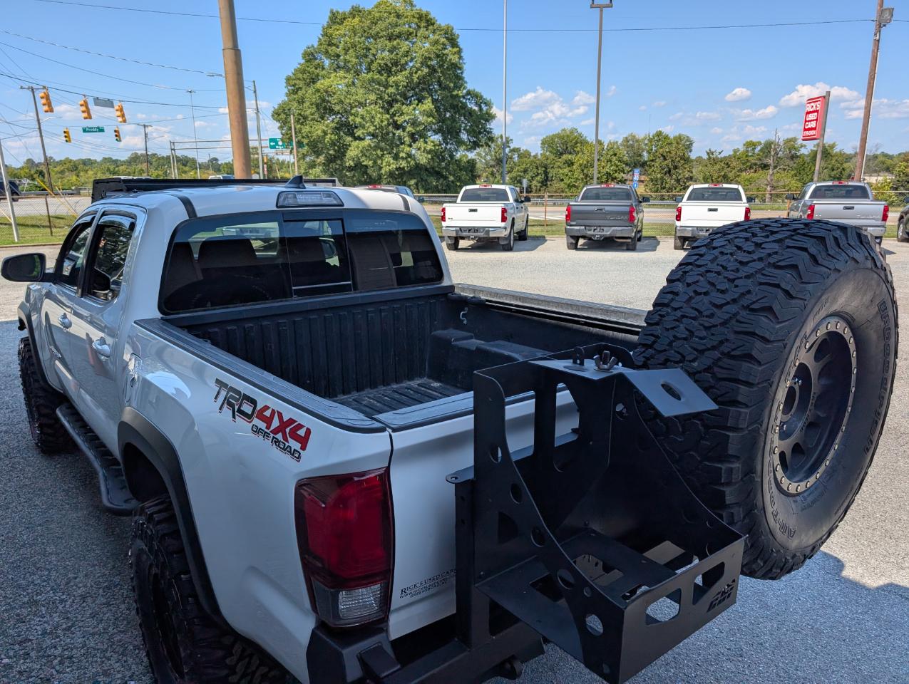 Toyota Tacoma  2018