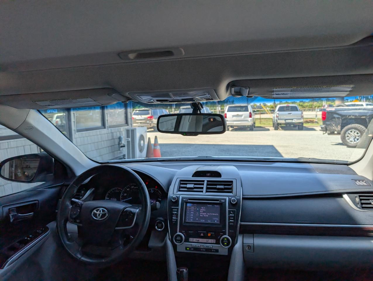 Toyota Camry XLE 2014