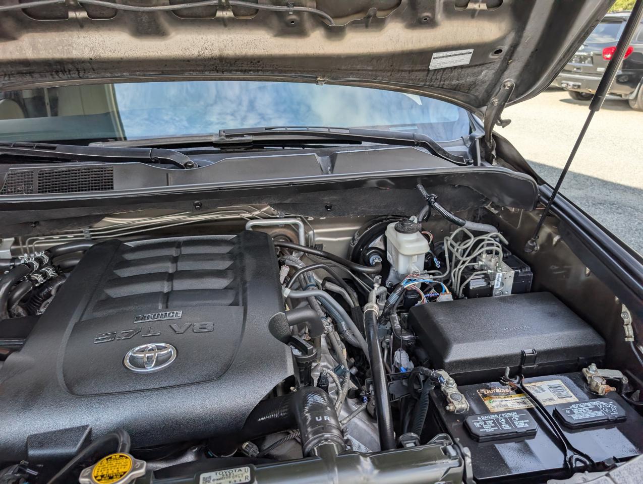 Toyota Sequoia Limited 4WD 2013