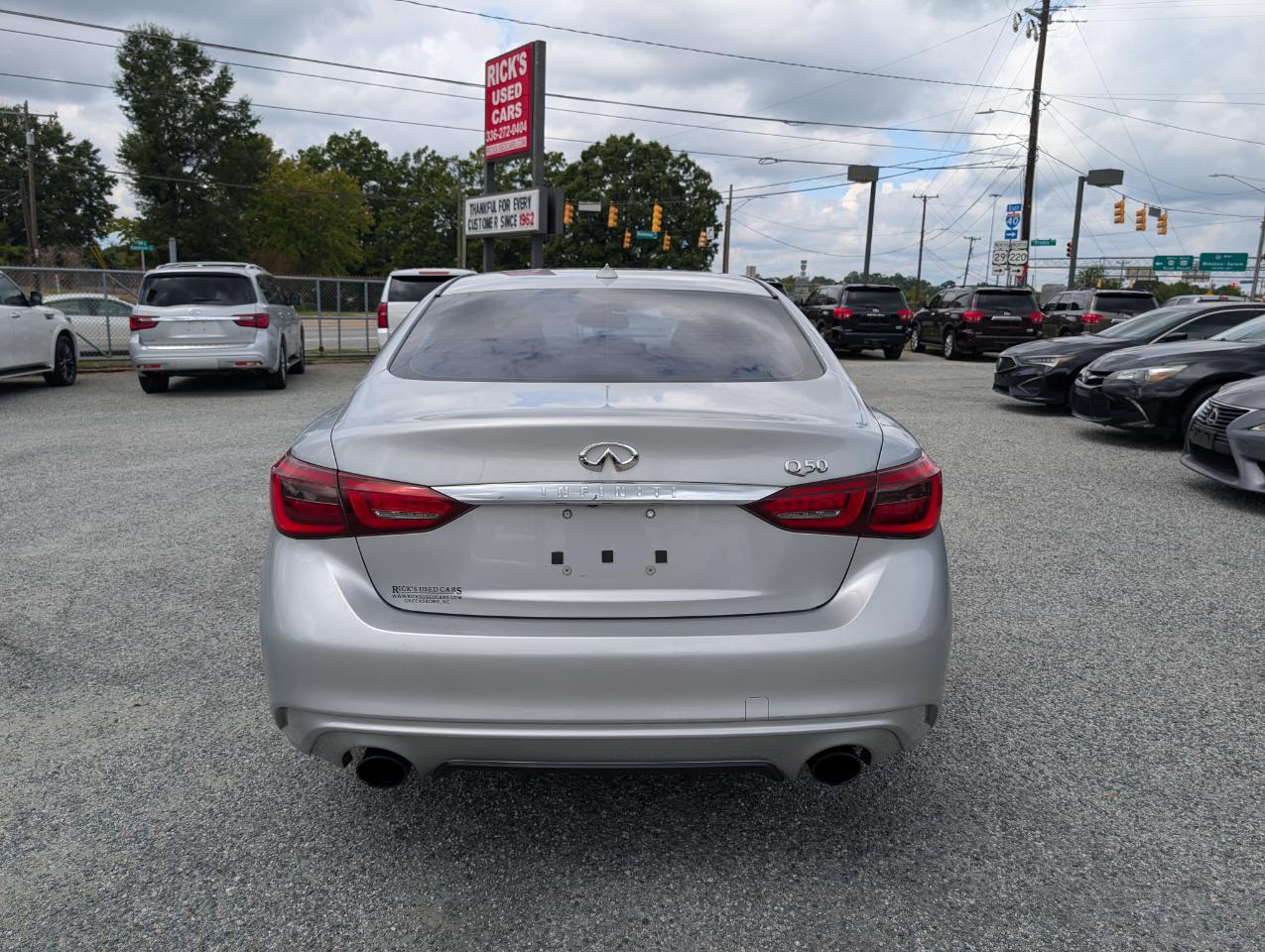 Infiniti Q50 3.0t LUXE 2018