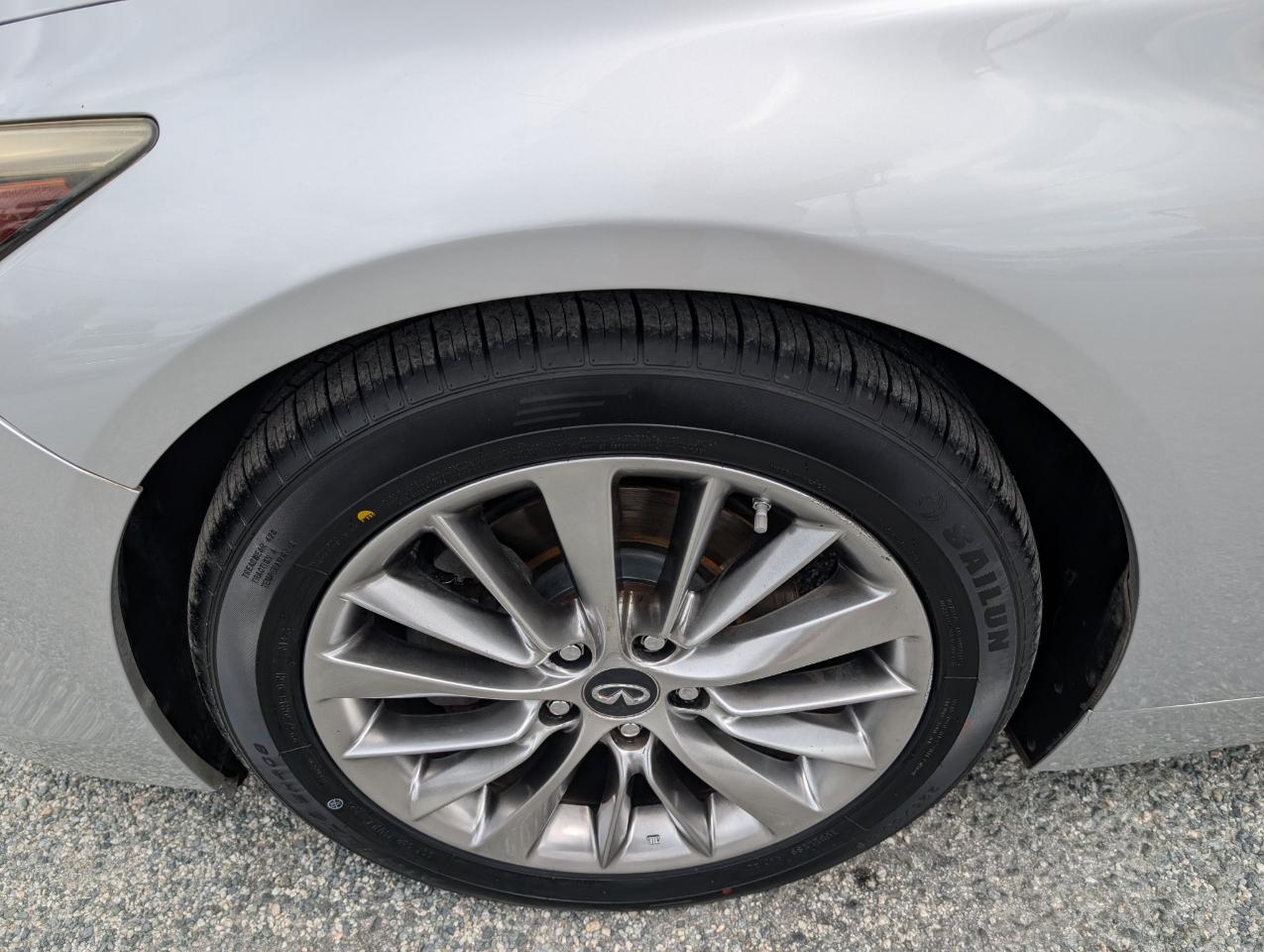 Infiniti Q50 3.0t LUXE 2018