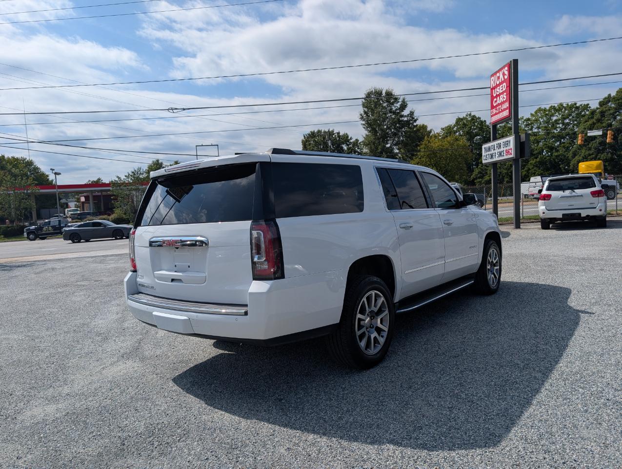 GMC Yukon XL Denali 2019