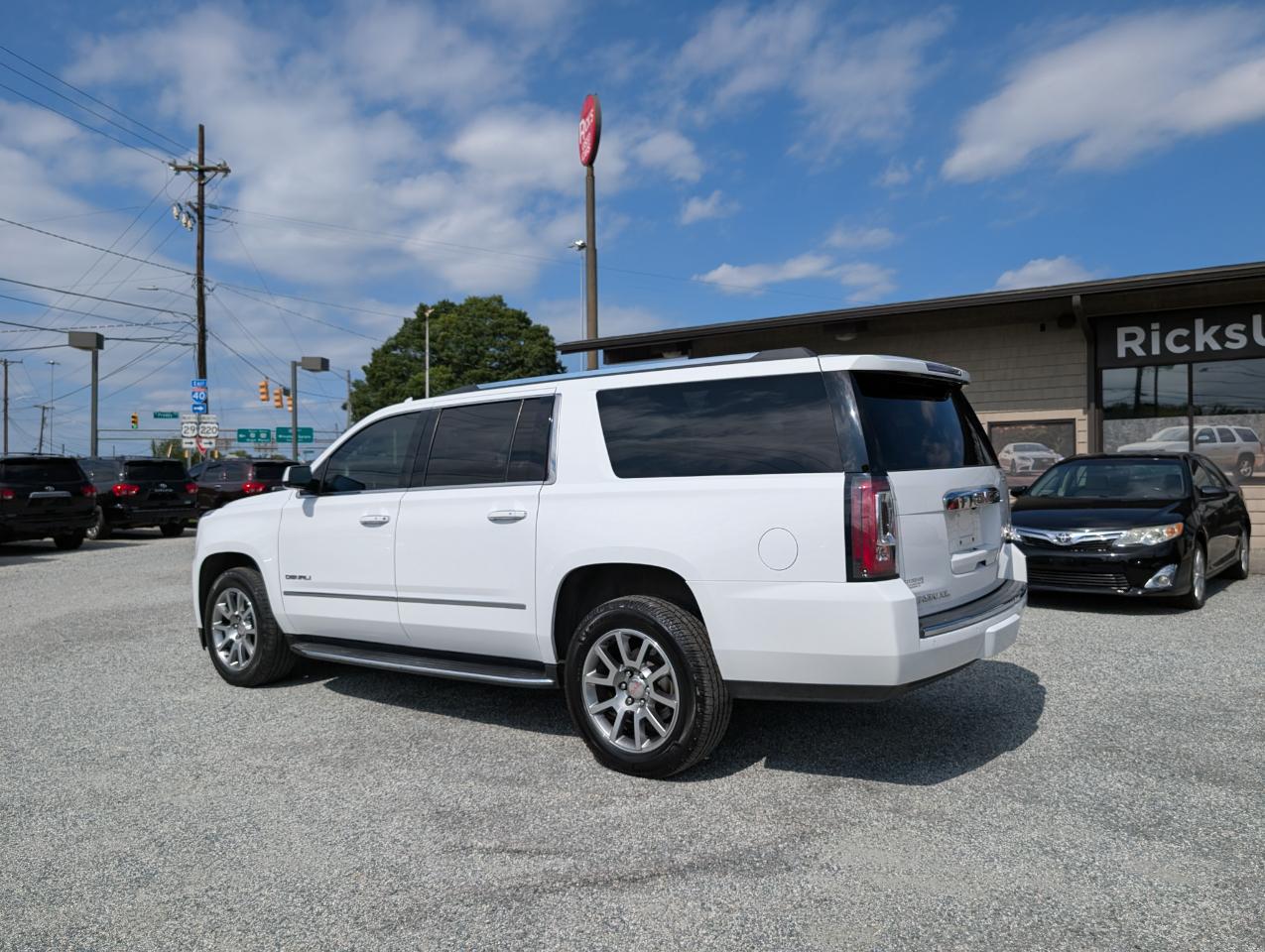 GMC Yukon XL Denali 2019