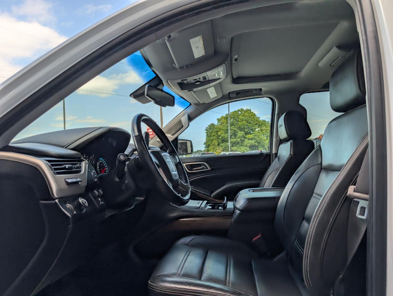 GMC Yukon XL Denali 2019