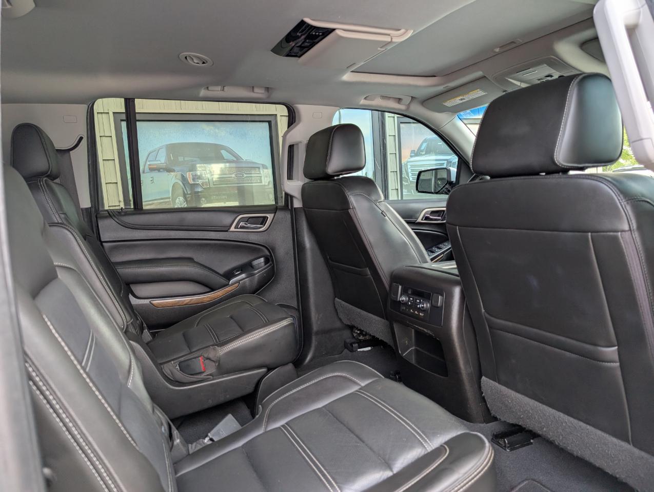 GMC Yukon XL Denali 2019