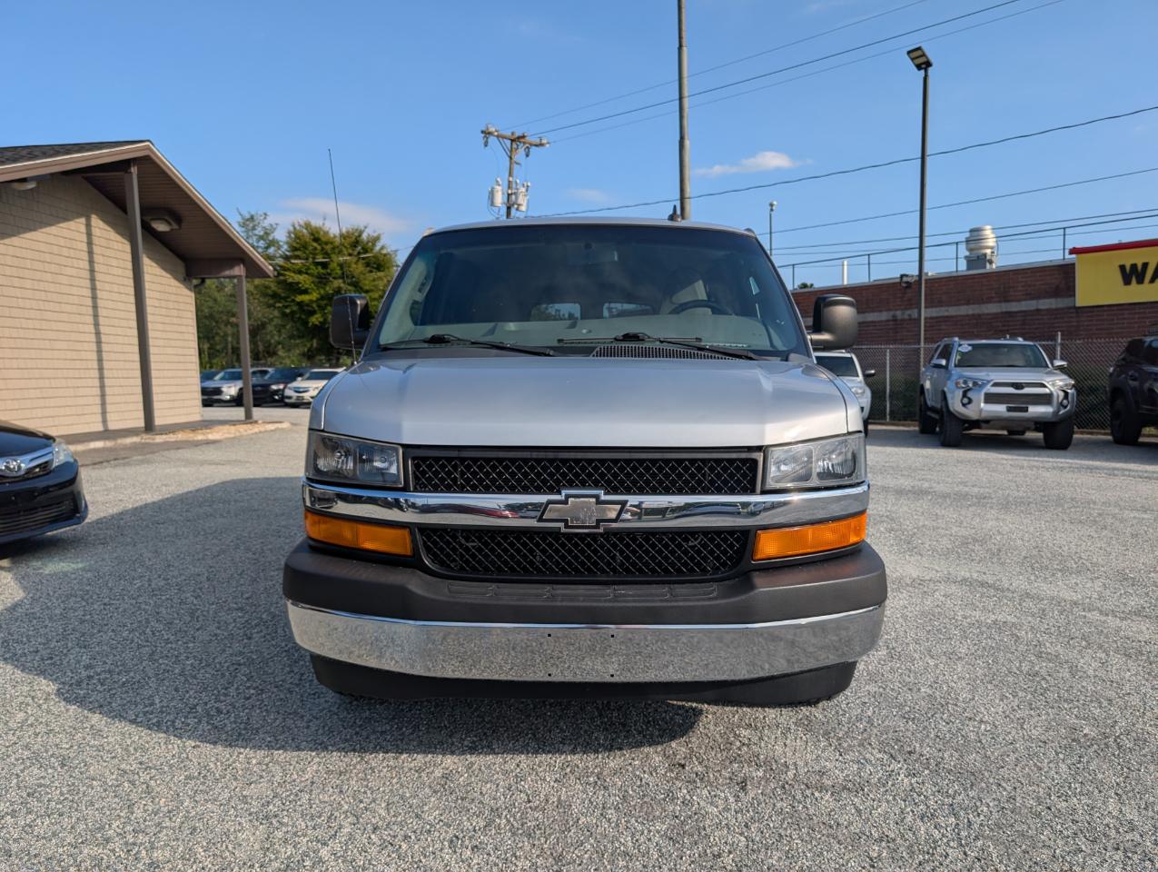 Chevrolet Express Passenger  2017
