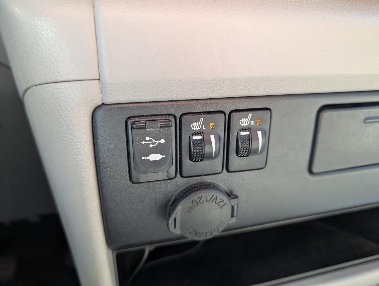 Toyota Sienna  2017