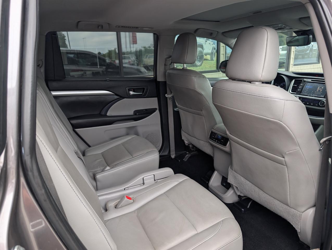 Toyota Highlander XLE 2019