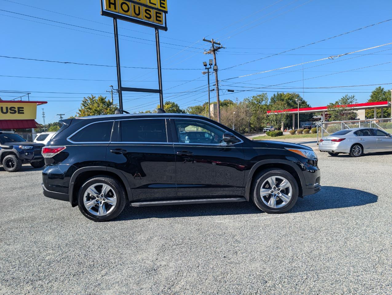 Toyota Highlander Limited 2014