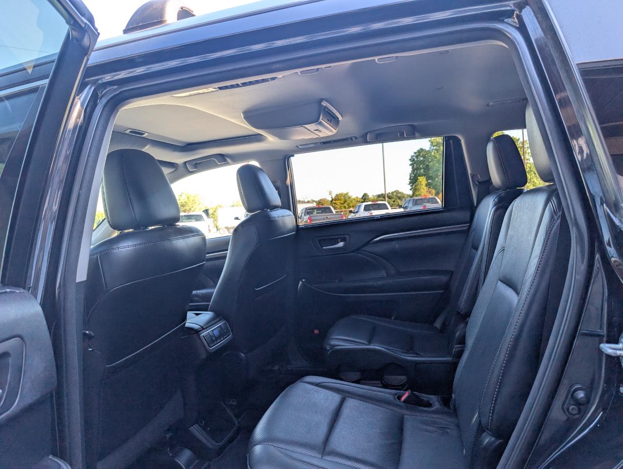 Toyota Highlander Limited 2014