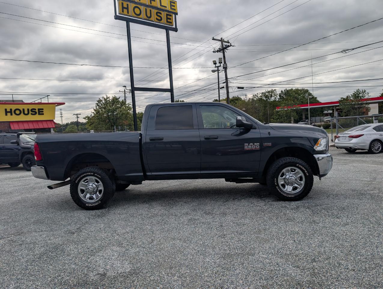 RAM 2500 Tradesman Crew Cab 4WD 2018