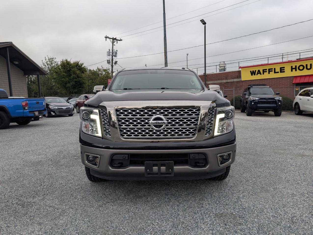 Nissan Titan  2018