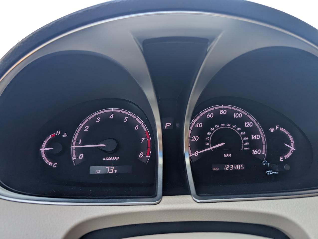 Toyota Avalon Base 2011