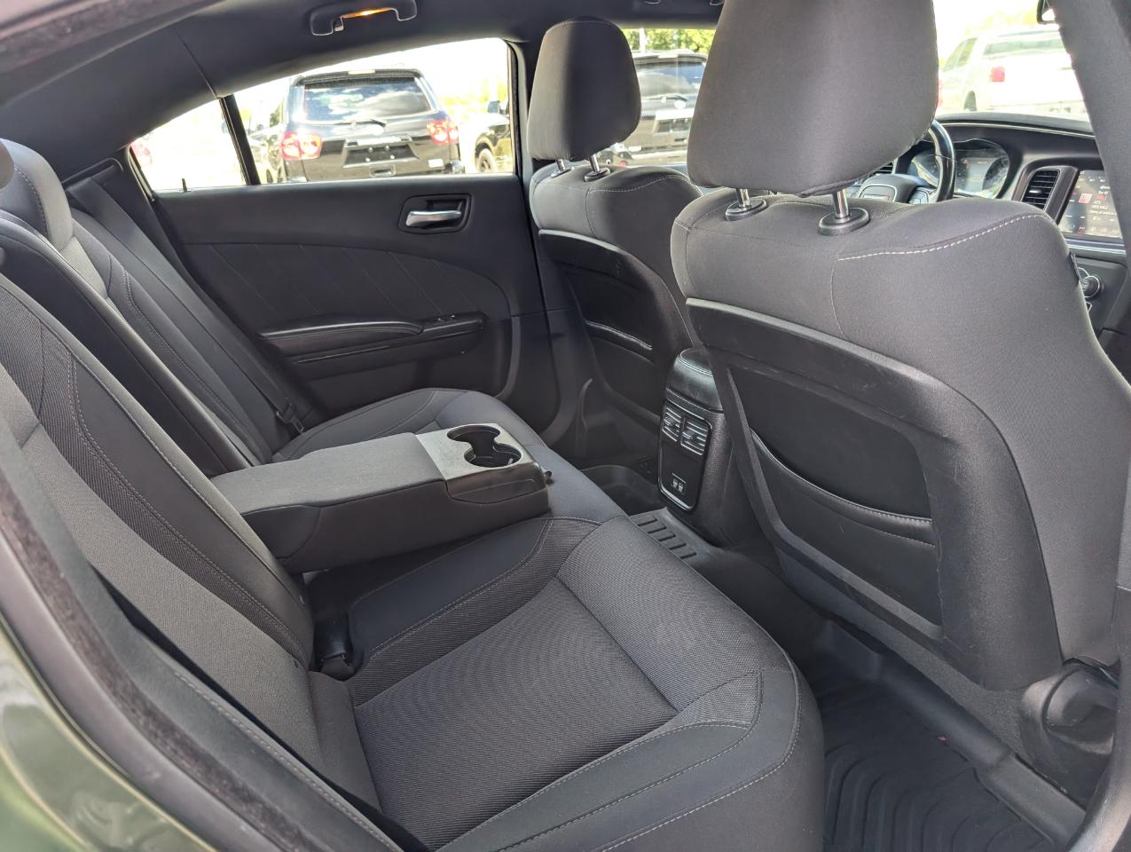 Dodge Charger SXT Plus RWD 2018