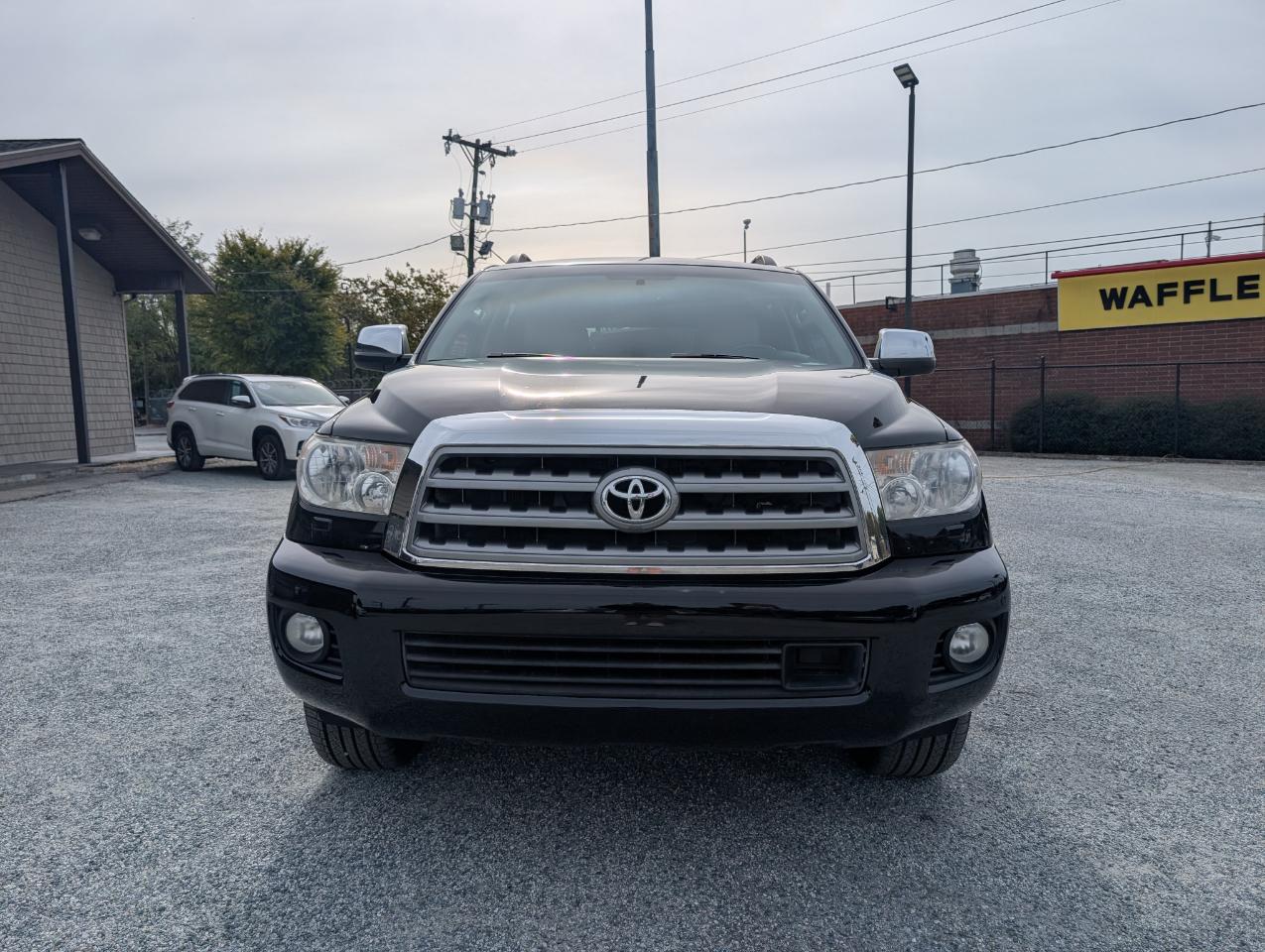 Toyota Sequoia  2013