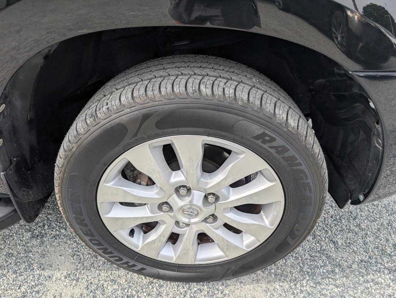 Toyota Sequoia  2013