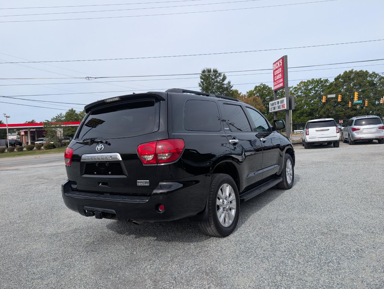 Toyota Sequoia  2013