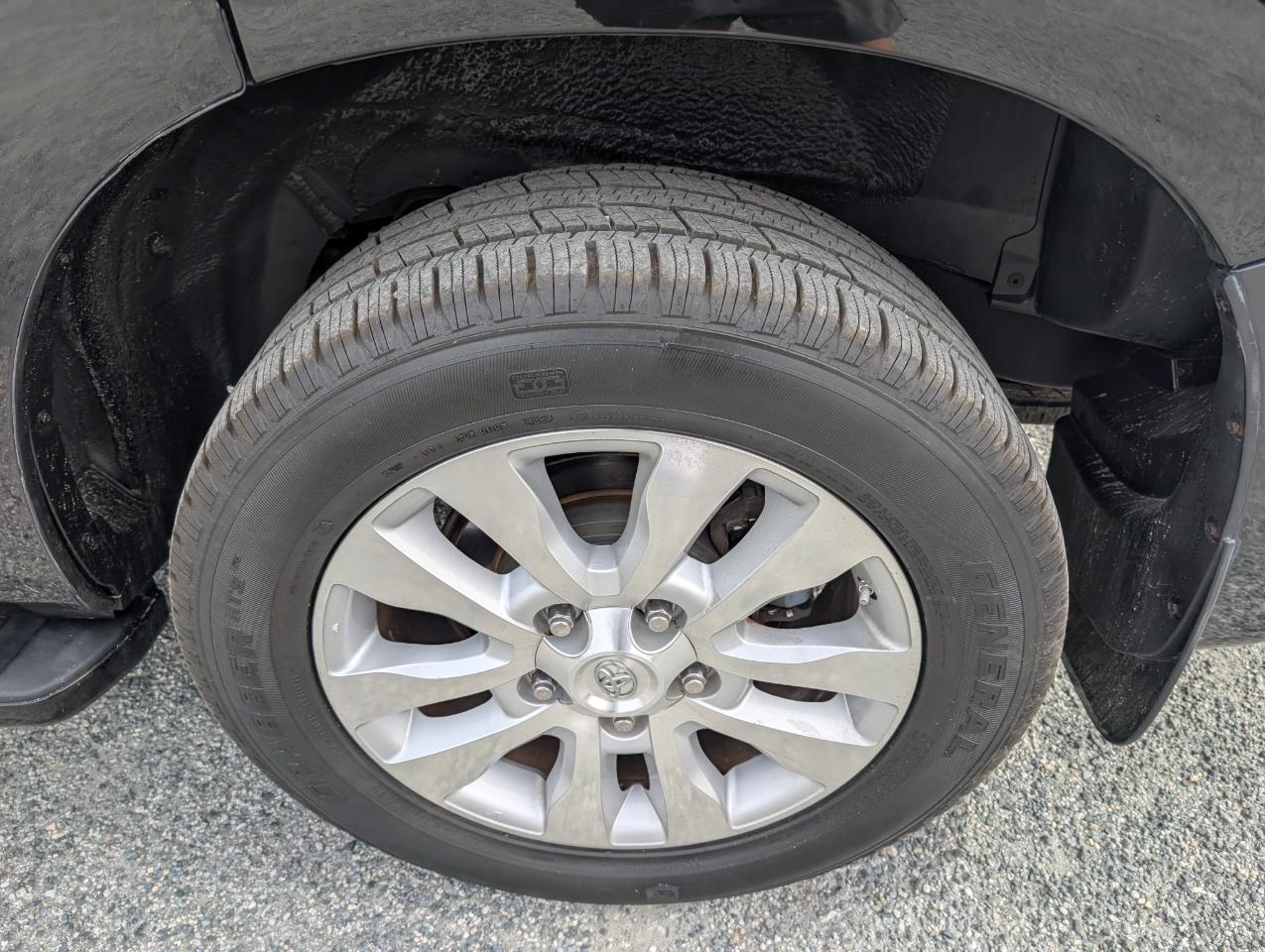Toyota Sequoia  2013