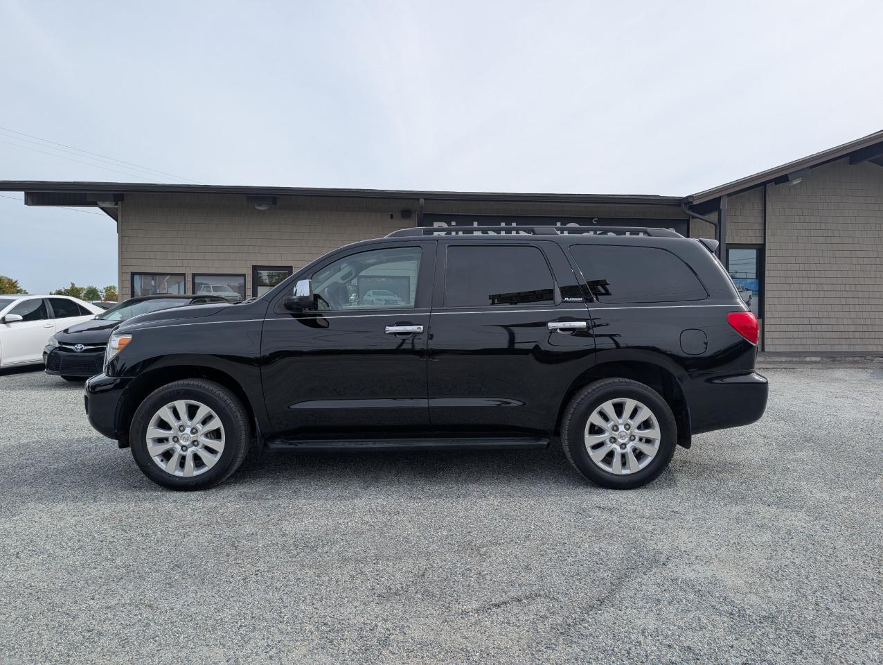 Toyota Sequoia  2013