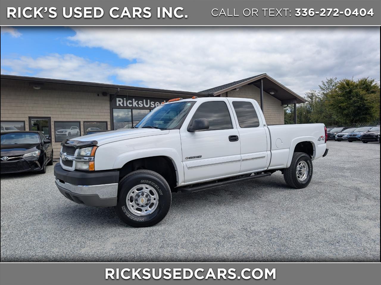 2004 Chevrolet Silverado 2500HD LS Ext. Cab 4WD
