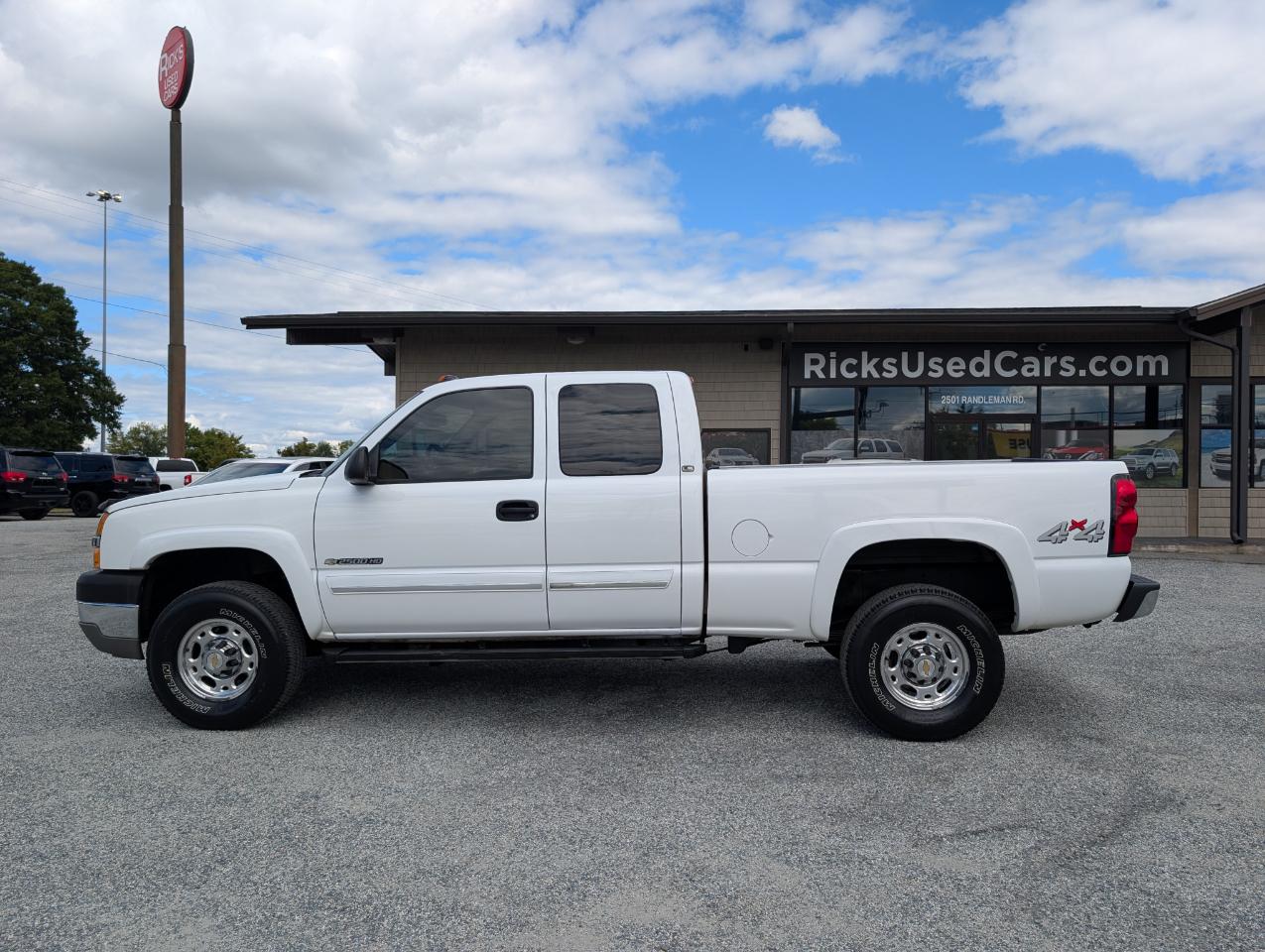Chevrolet Silverado 2500HD LS Ext. Cab 4WD 2004