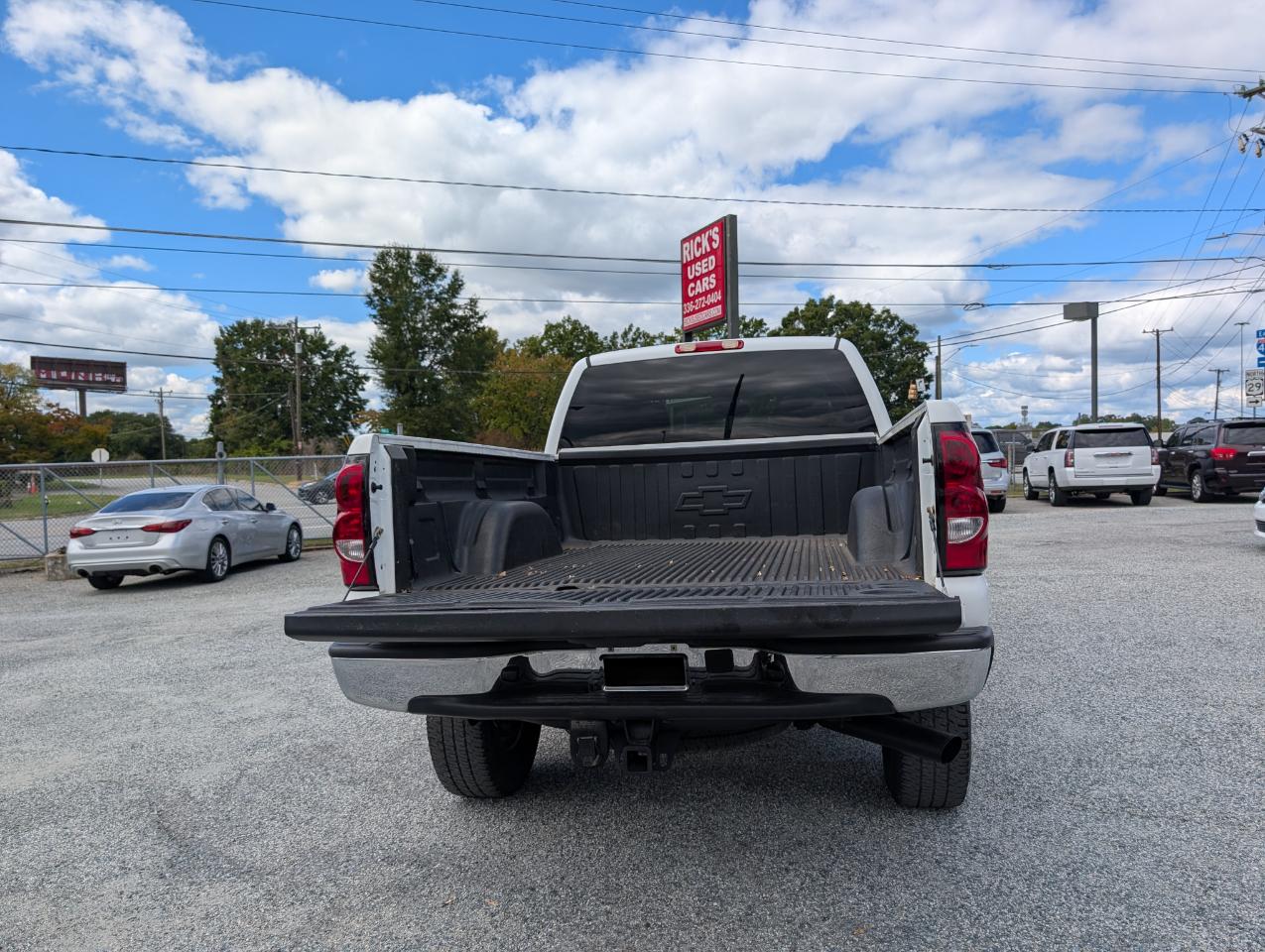 Chevrolet Silverado 2500HD LS Ext. Cab 4WD 2004