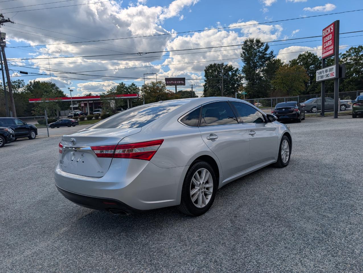 Toyota Avalon XLE Premium 2014
