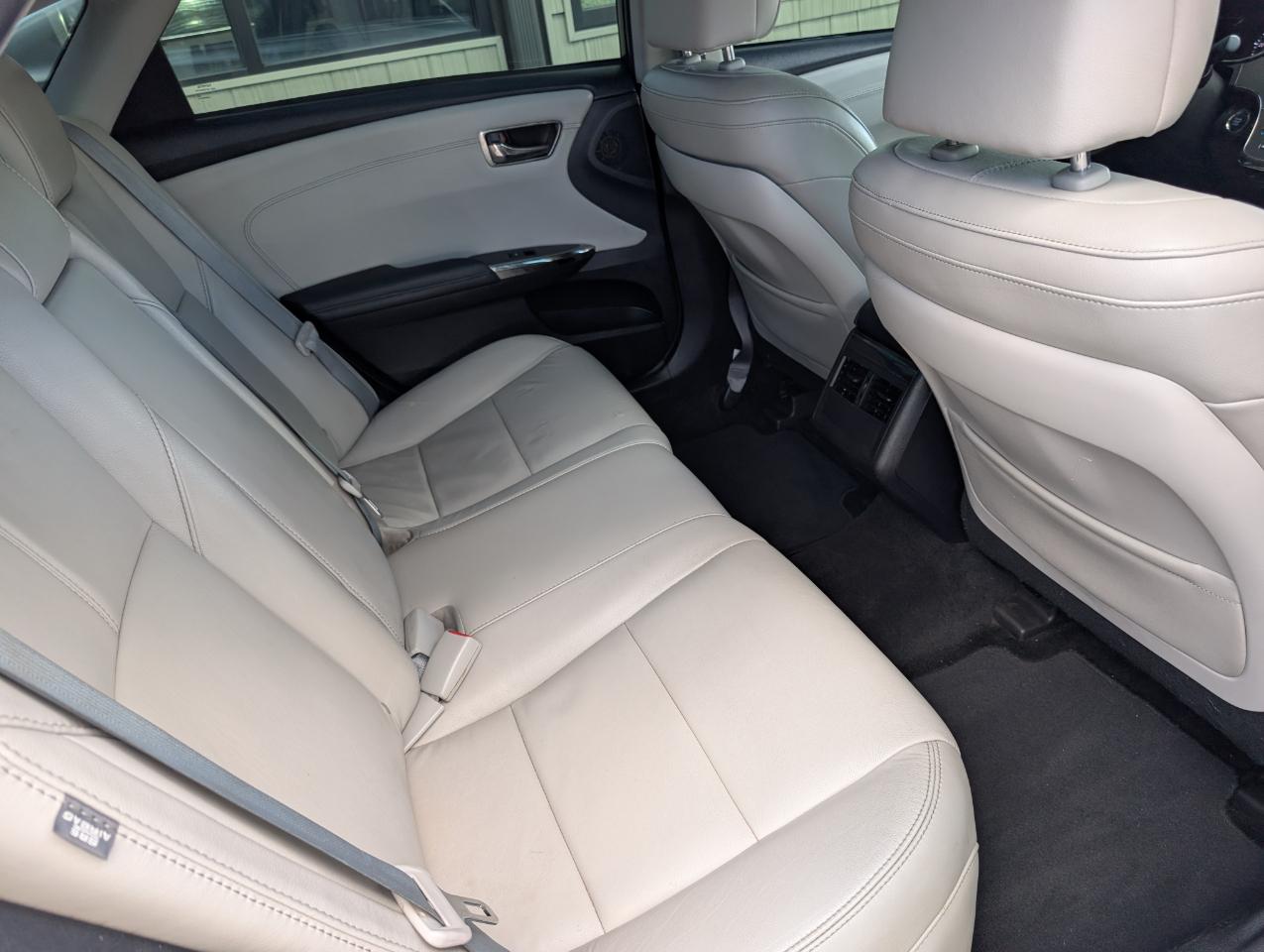Toyota Avalon XLE Premium 2014