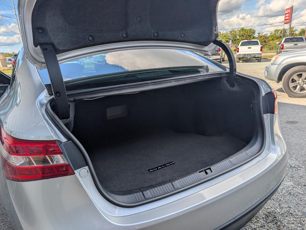 Toyota Avalon XLE Premium 2014