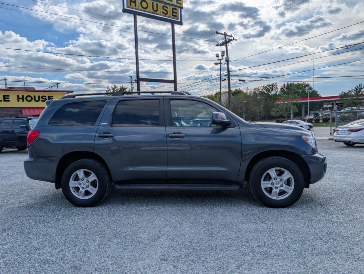 Toyota Sequoia SR5 4WD 2008