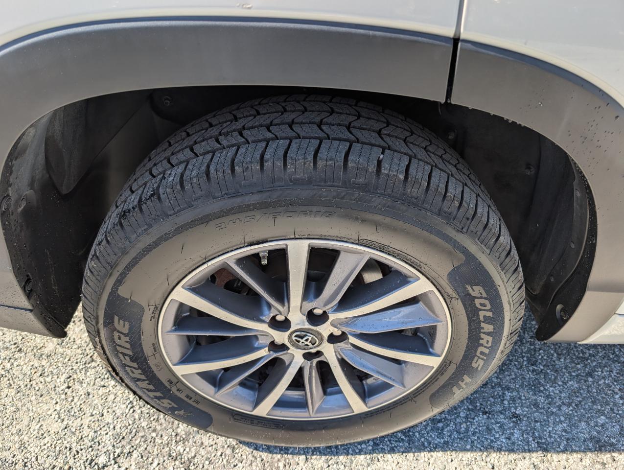 Toyota Highlander XLE 2017