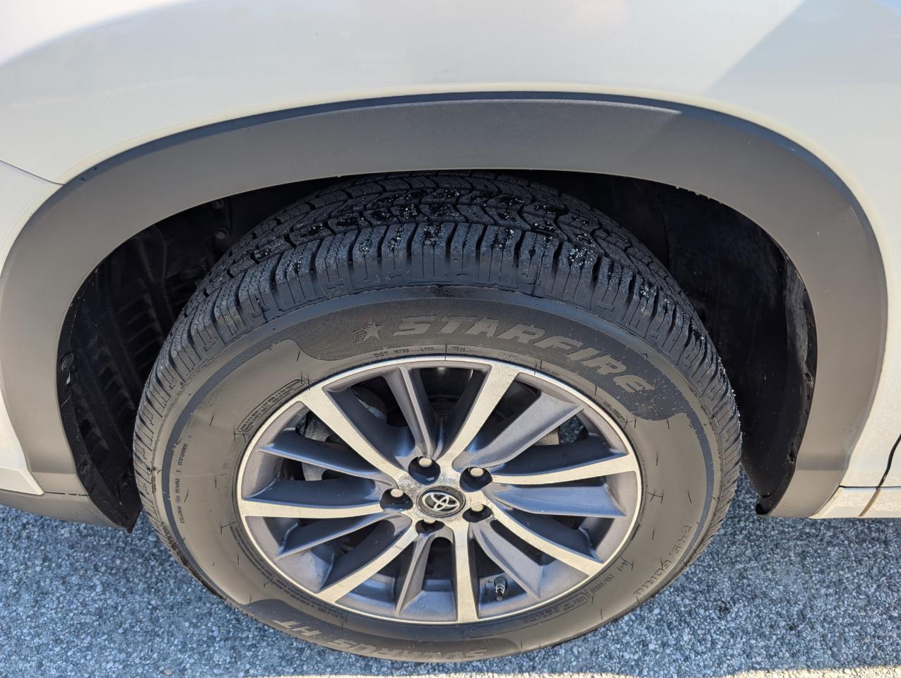 Toyota Highlander XLE 2017