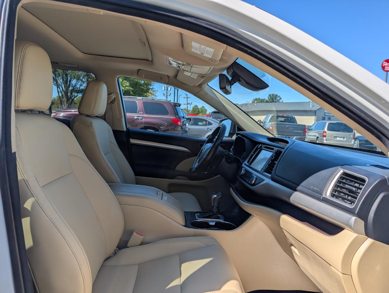 Toyota Highlander XLE 2017