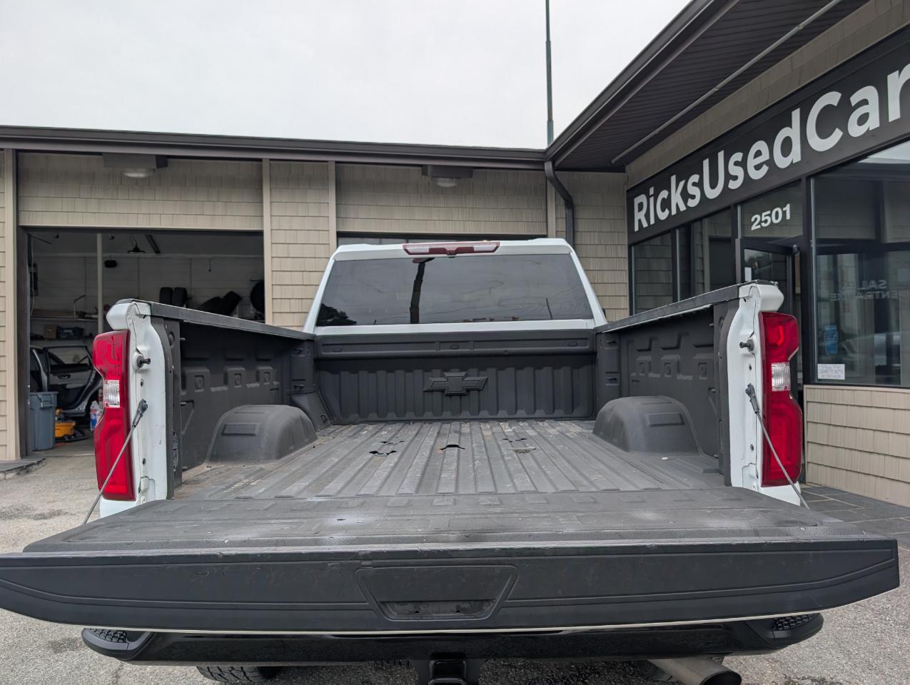 Chevrolet Silverado 2500HD  2021