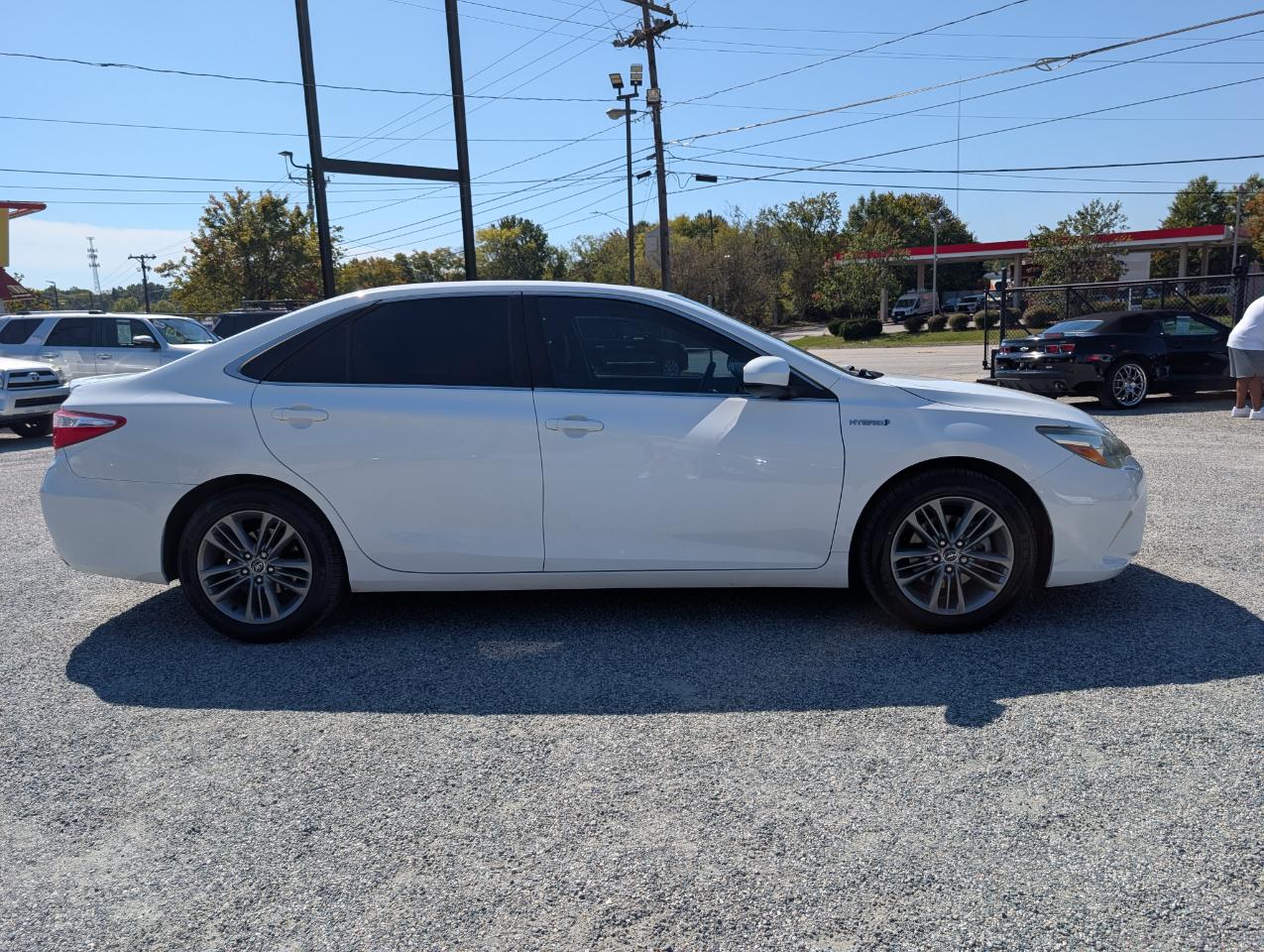 Toyota Camry Hybrid SE 2015