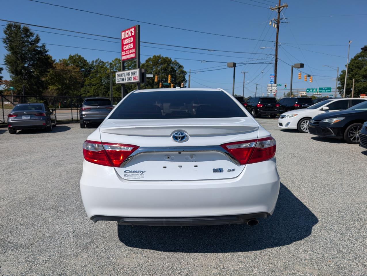 Toyota Camry Hybrid SE 2015